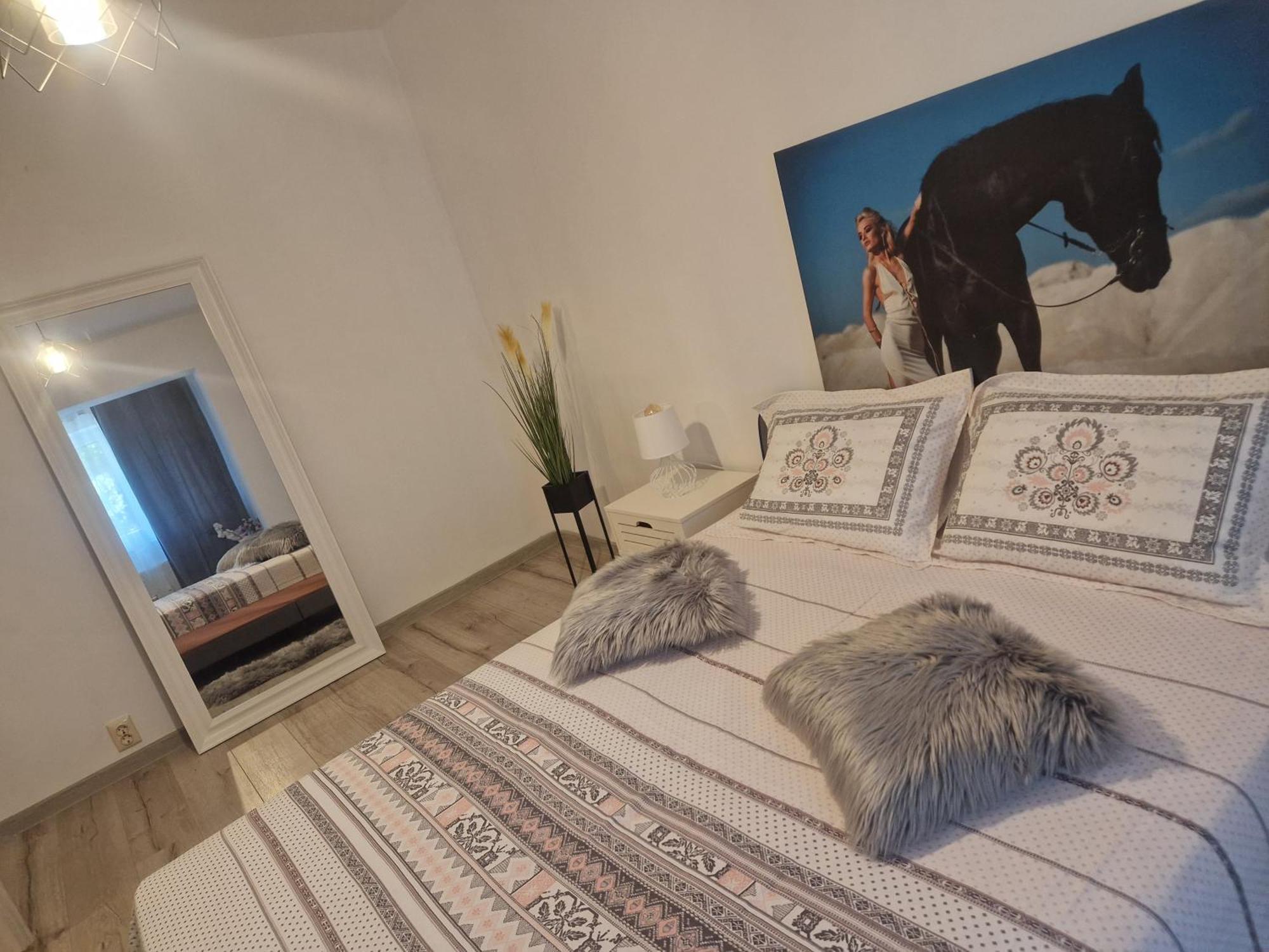 Apartament De Lux Крайова Экстерьер фото